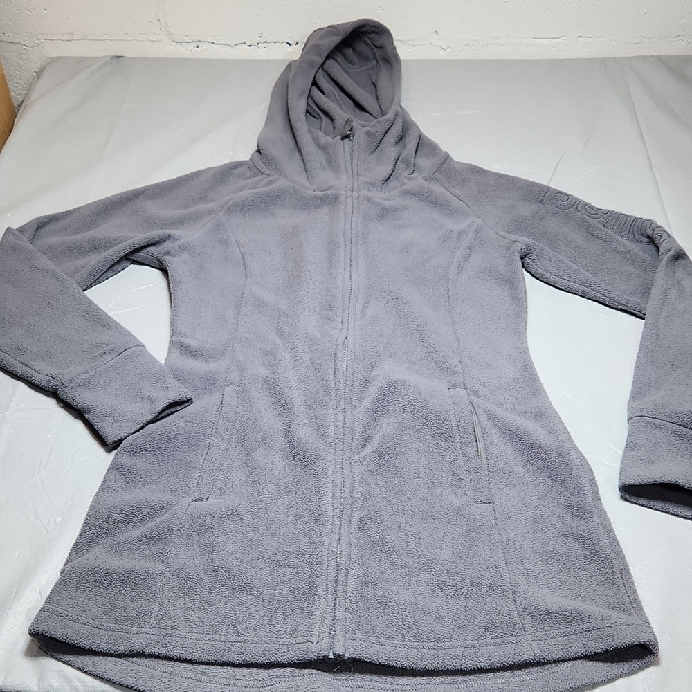 Zip-up Bench Sweater